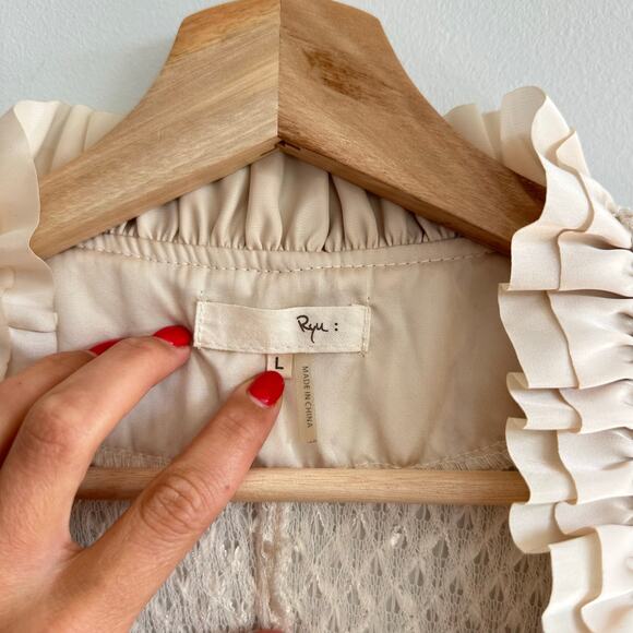 Vintage Ryu Ruffle Lace Bead Hook Closure Jacket Cream L - Picture 4 of 9